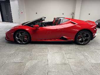 LAMBORGHINI HURACAN 2022 Image 9