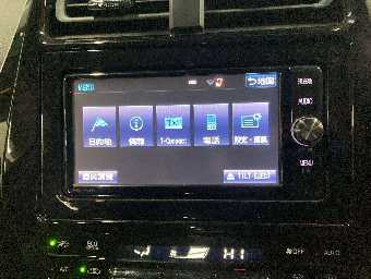 TOYOTA PRIUS 2018 Image 11