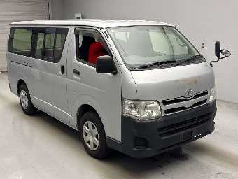 TOYOTA HIACE 2013 Image 3
