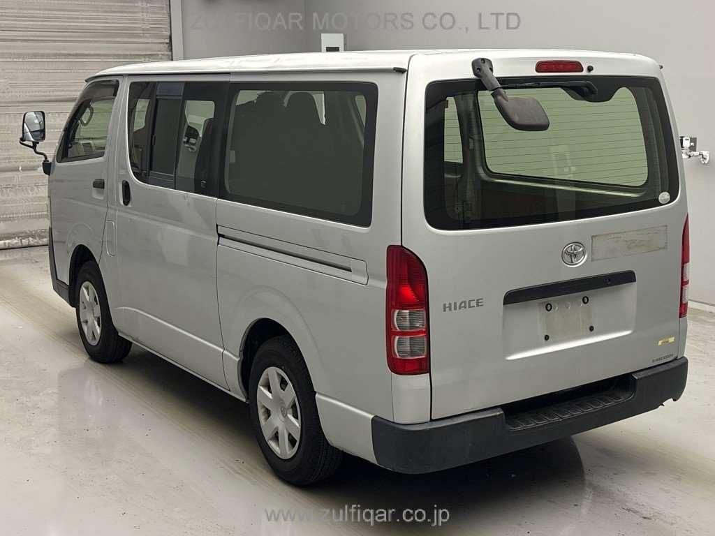 TOYOTA HIACE 2013 Image 4