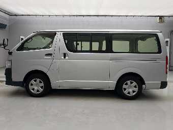 TOYOTA HIACE 2013 Image 5
