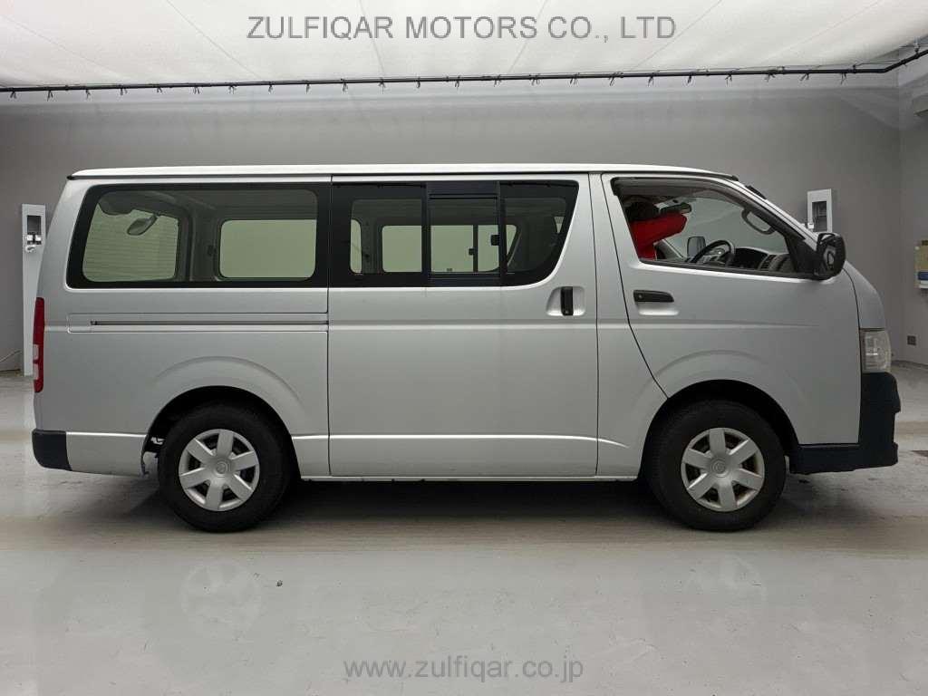 TOYOTA HIACE 2013 Image 6