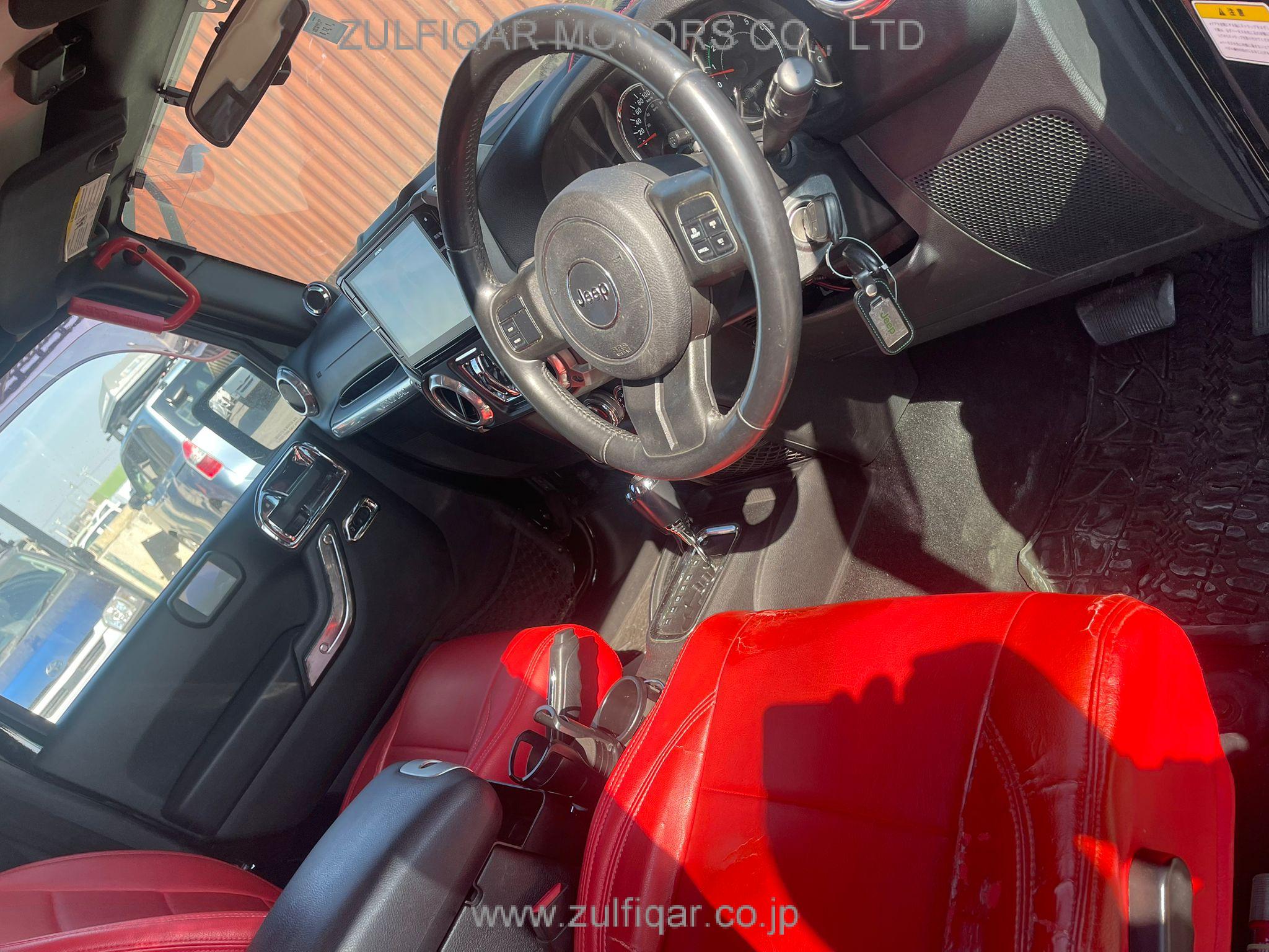 JEEP WRANGLER UNLIMITED 2011 Image 2