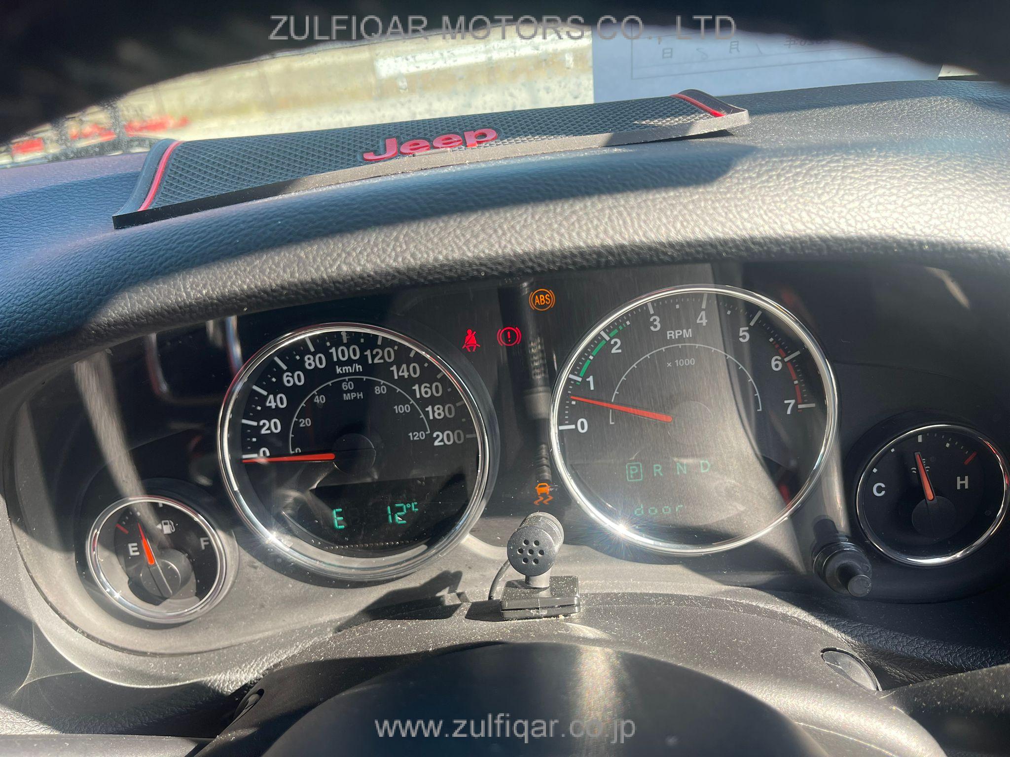 JEEP WRANGLER UNLIMITED 2011 Image 7