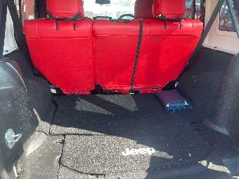 JEEP WRANGLER UNLIMITED 2011 Image 9