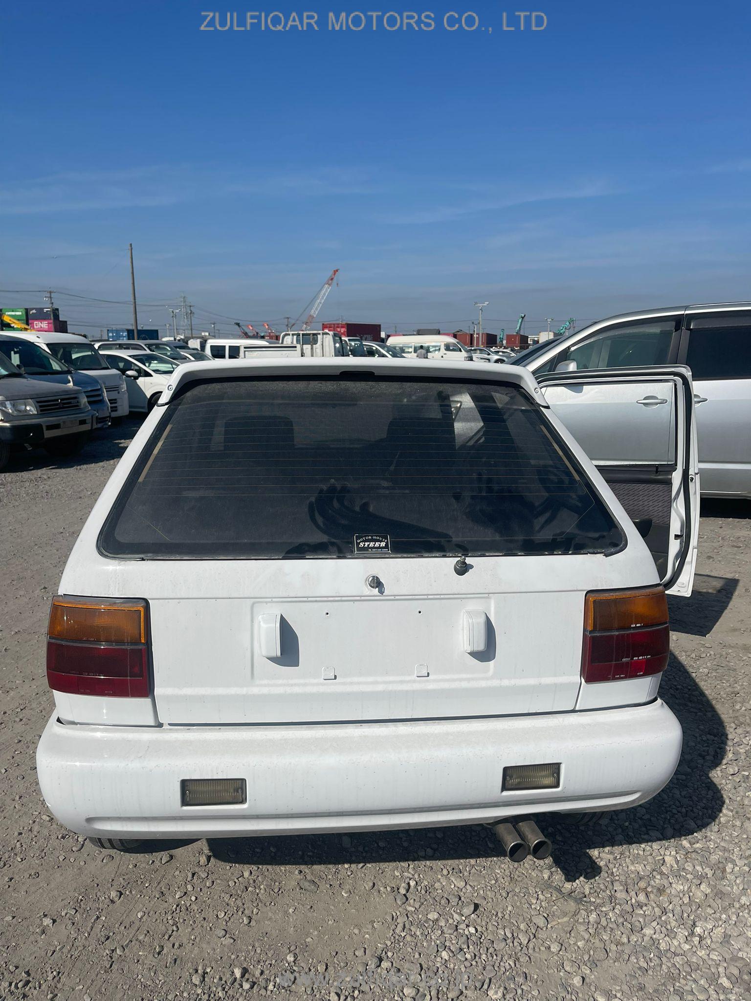 NISSAN MARCH 1989 Image 3