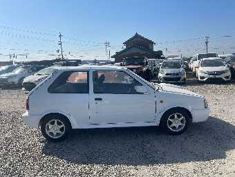 NISSAN MARCH 1989 Image 4