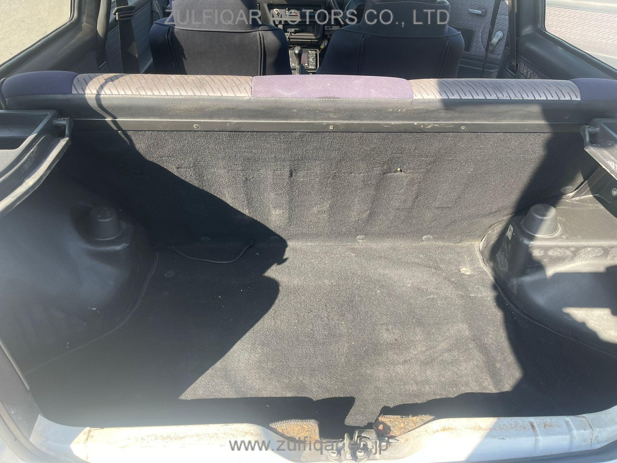 NISSAN MARCH 1989 Image 7