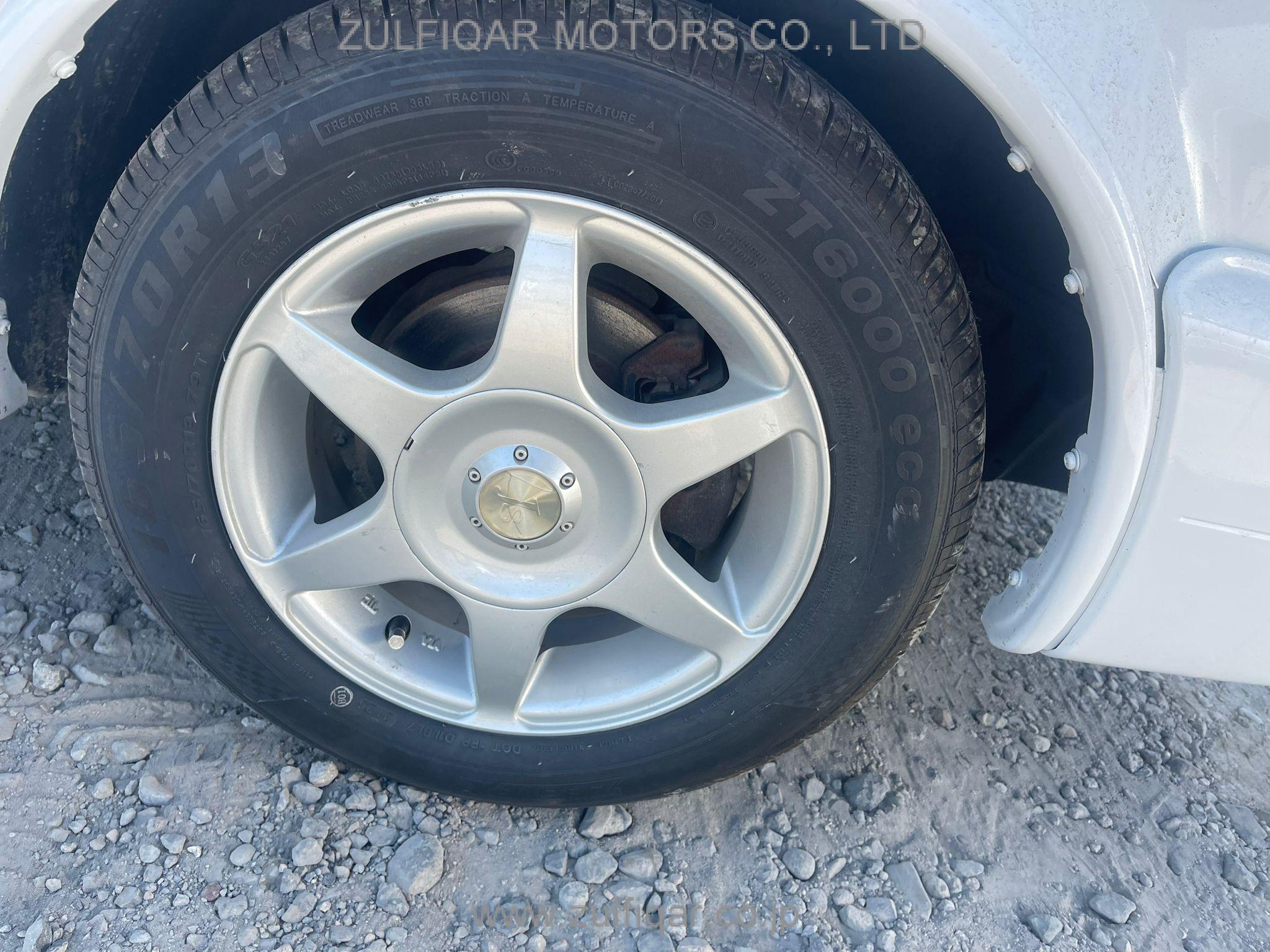 NISSAN MARCH 1989 Image 8