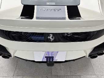 FERRARI F12tdf 2016 Image 23