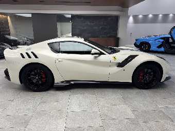 FERRARI F12tdf 2016 Image 4