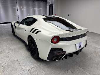 FERRARI F12tdf 2016 Image 7