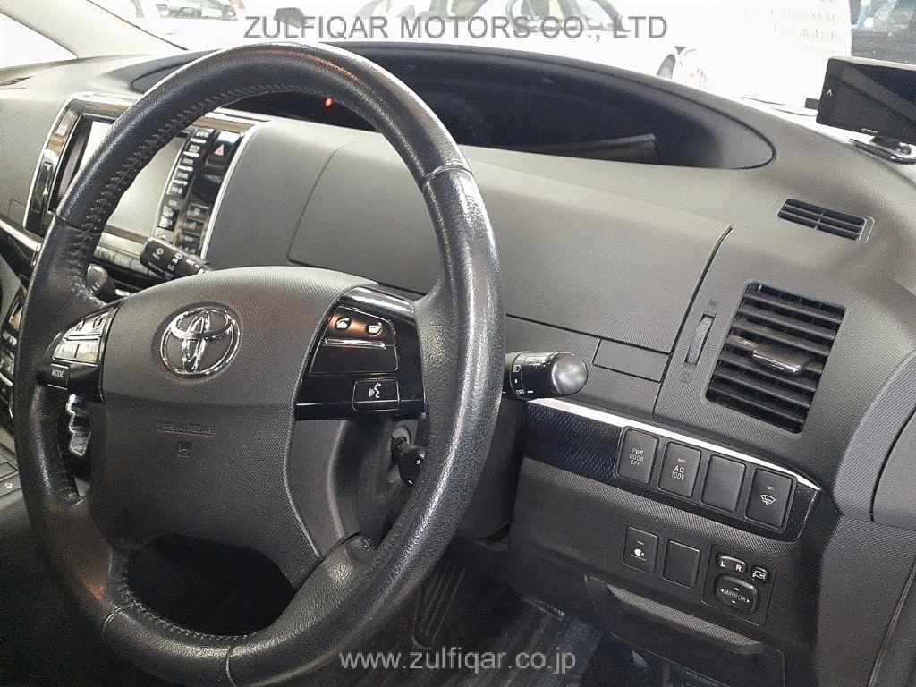 TOYOTA ESTIMA HYBRID 2013 Image 7