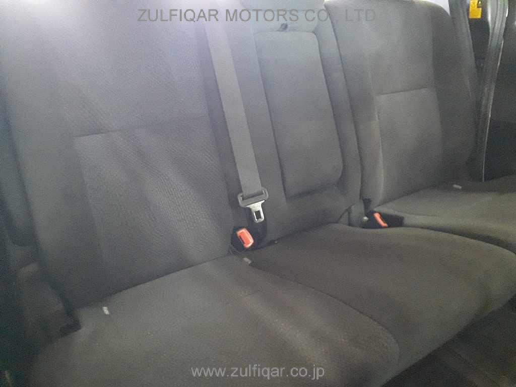 TOYOTA ESTIMA HYBRID 2013 Image 9