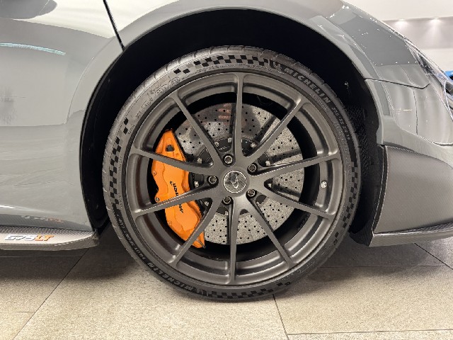MCLAREN 675LT 2016 Image 26
