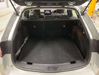 TOYOTA COROLLA TOURING 2020 Image 9