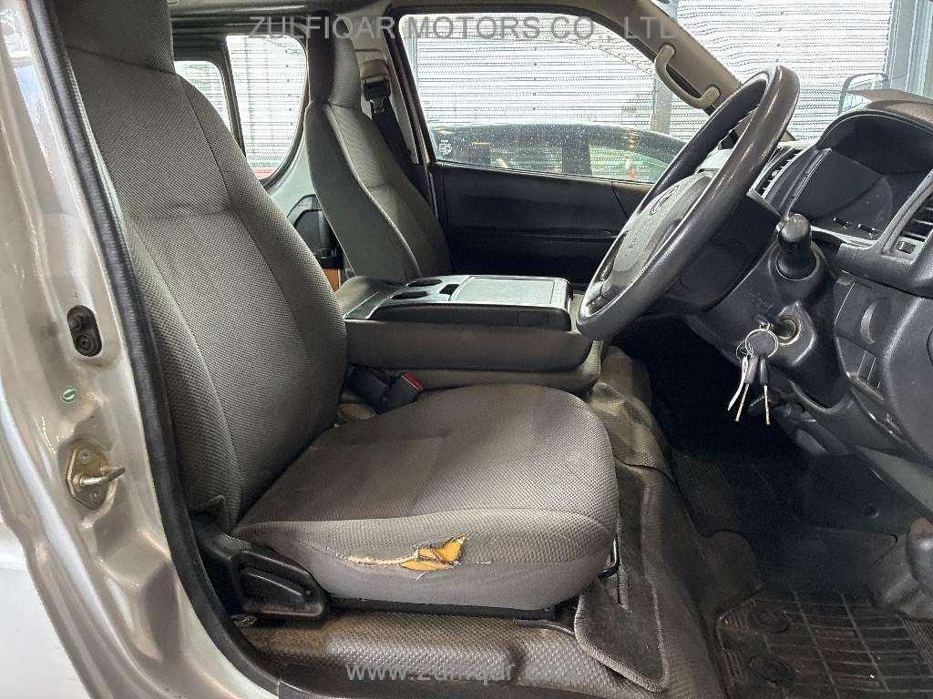 TOYOTA HIACE 2014 Image 5