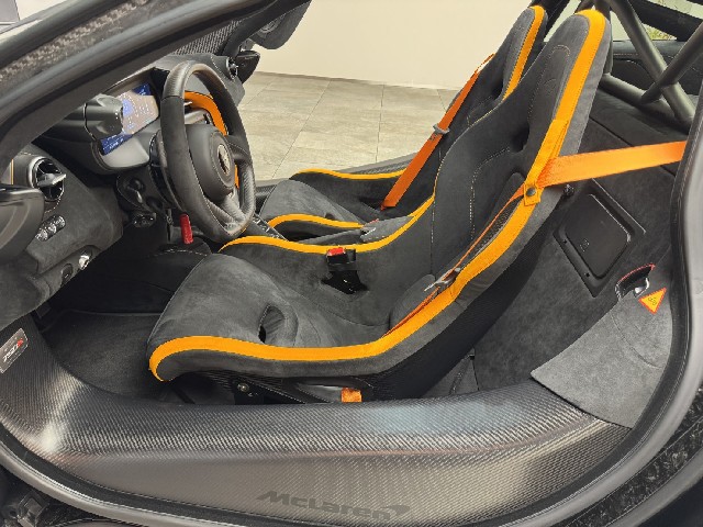 MCLAREN 650S 2025 Image 24