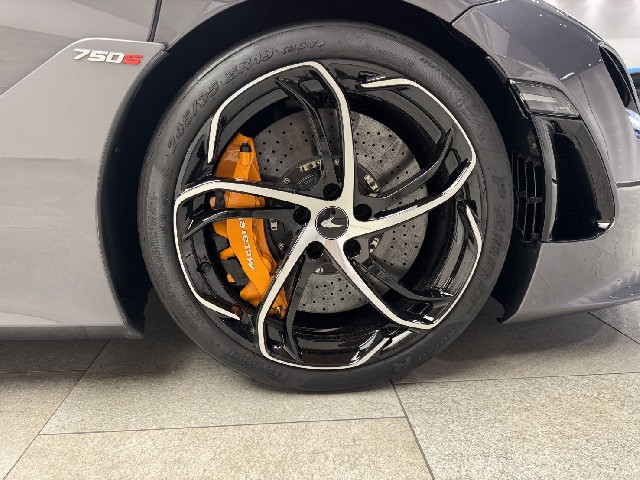 MCLAREN 650S 2025 Image 34