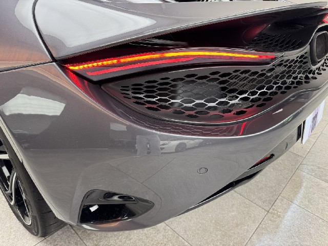 MCLAREN 650S 2025 Image 40