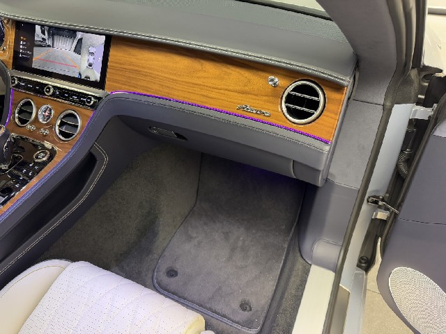 BENTLEY CONTINENTAL 2024 Image 36
