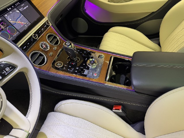 BENTLEY CONTINENTAL 2024 Image 62