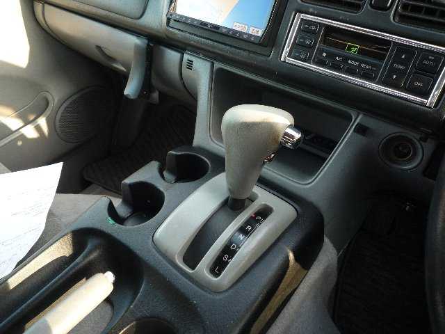 MAZDA BONGO FRIENDEE 2001 Image 22