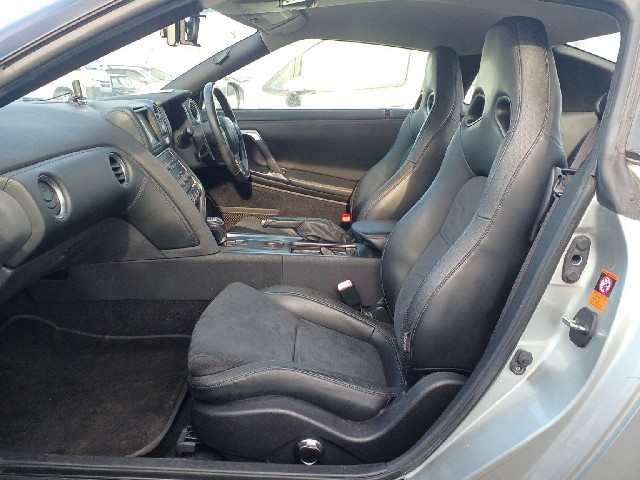 NISSAN GT-R 2008 Image 20