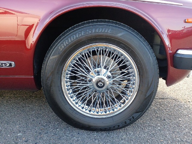 DAIMLER DOUBLE SIX 1990 Image 34