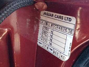 DAIMLER DOUBLE SIX 1990 Image 25