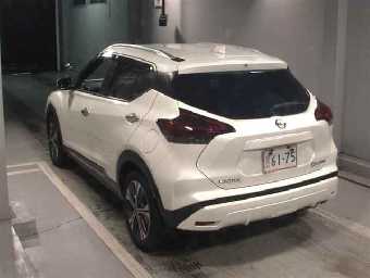 NISSAN KICKS 2024 Image 2