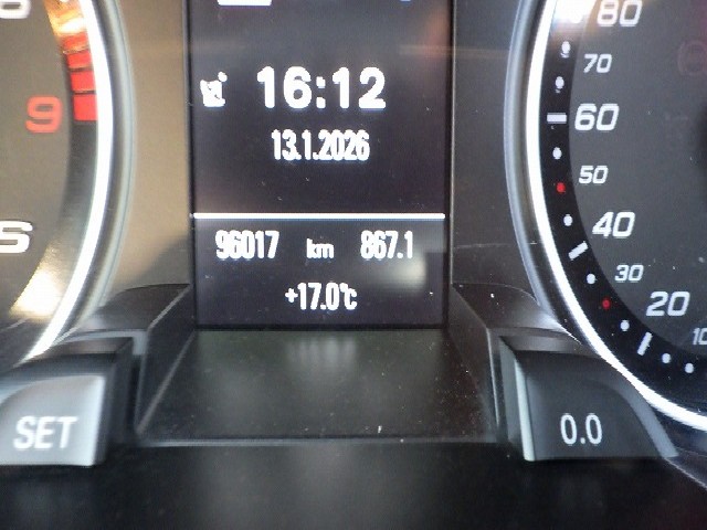 AUDI RS4 AVANT 2016 Image 25