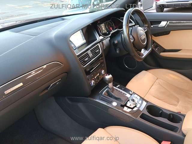 AUDI RS4 AVANT 2016 Image 7