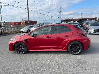 TOYOTA GR COROLLA 2025 Image 2