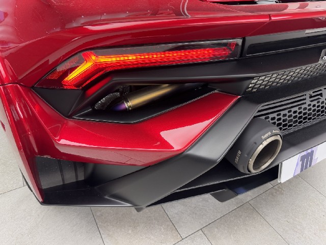 LAMBORGHINI HURACAN 2021 Image 25