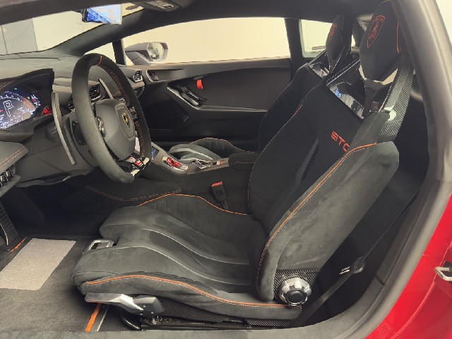LAMBORGHINI HURACAN 2021 Image 31