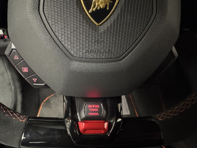 LAMBORGHINI HURACAN 2021 Image 43