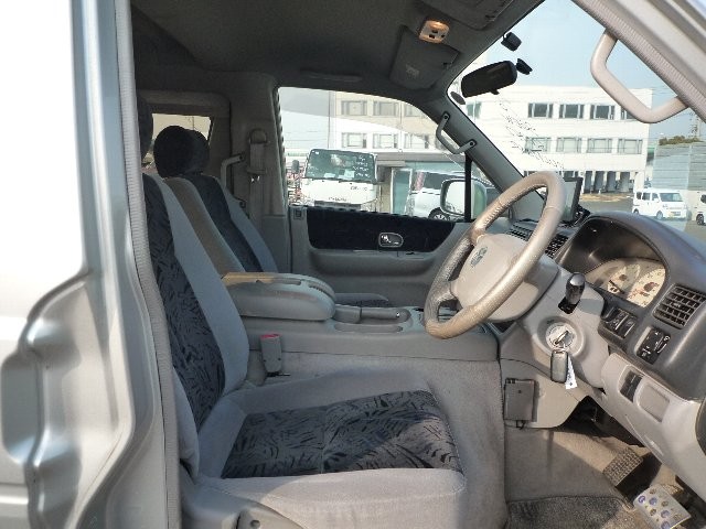 MAZDA BONGO FRIENDEE 2001 Image 21