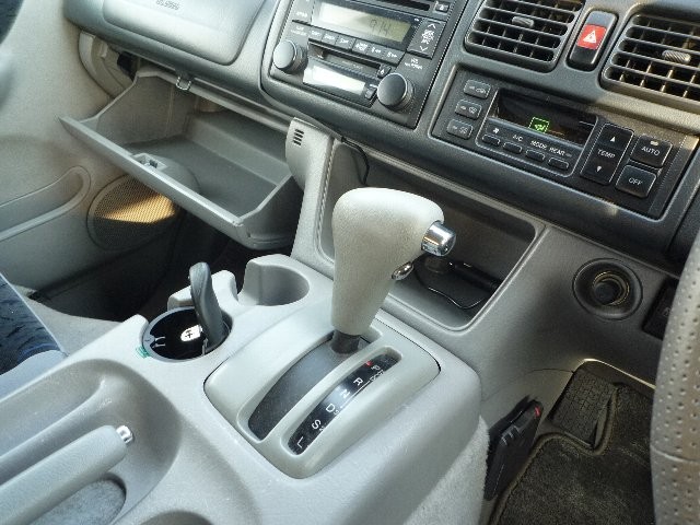 MAZDA BONGO FRIENDEE 2001 Image 25