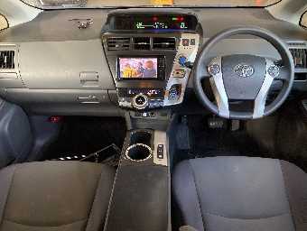 TOYOTA PRIUS ALPHA 2014 Image 3