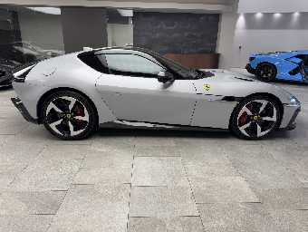 FERRARI 12 CILINDRI 2025 Image 4