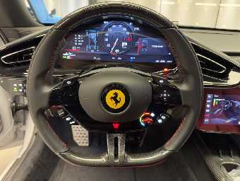 FERRARI 12 CILINDRI 2025 Image 43