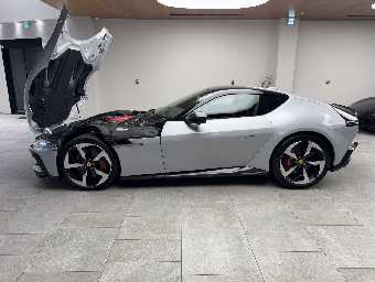 FERRARI 12 CILINDRI 2025 Image 70