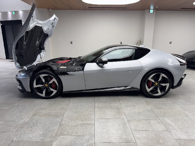 FERRARI 12 CILINDRI 2025 Image 76