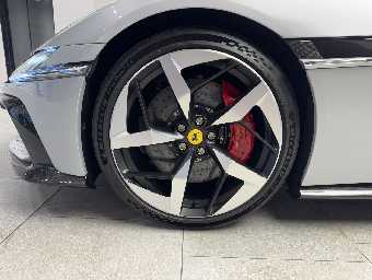 FERRARI 12 CILINDRI 2025 Image 9