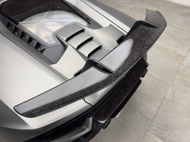 LAMBORGHINI HURACAN 2018 Image 29