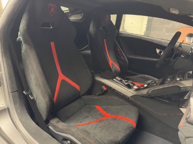 LAMBORGHINI HURACAN 2018 Image 40