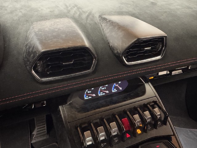 LAMBORGHINI HURACAN 2018 Image 58