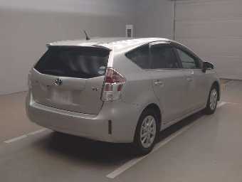 TOYOTA PRIUS ALPHA 2019 Image 2