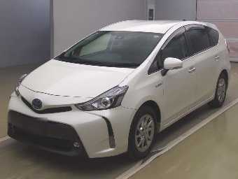 TOYOTA PRIUS ALPHA 2019 Image 1